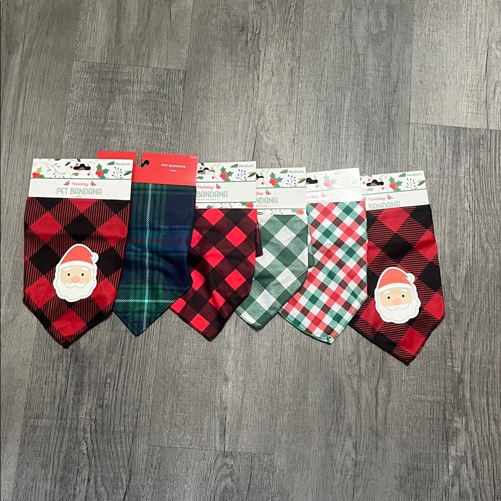 Holiday Pet Bandanas 6 Total